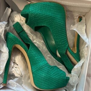 Green Peep Toe Platform Heels